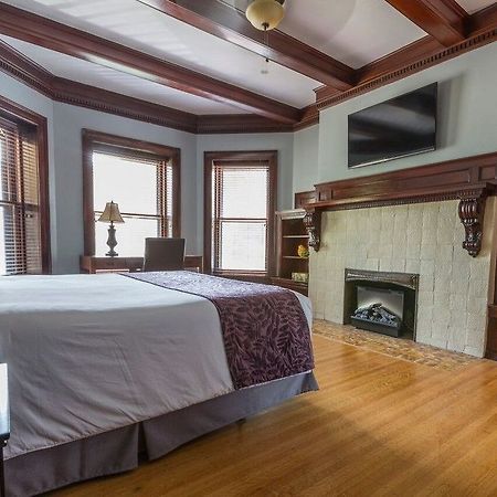 7 On Strath Otel Rochester Dış mekan fotoğraf