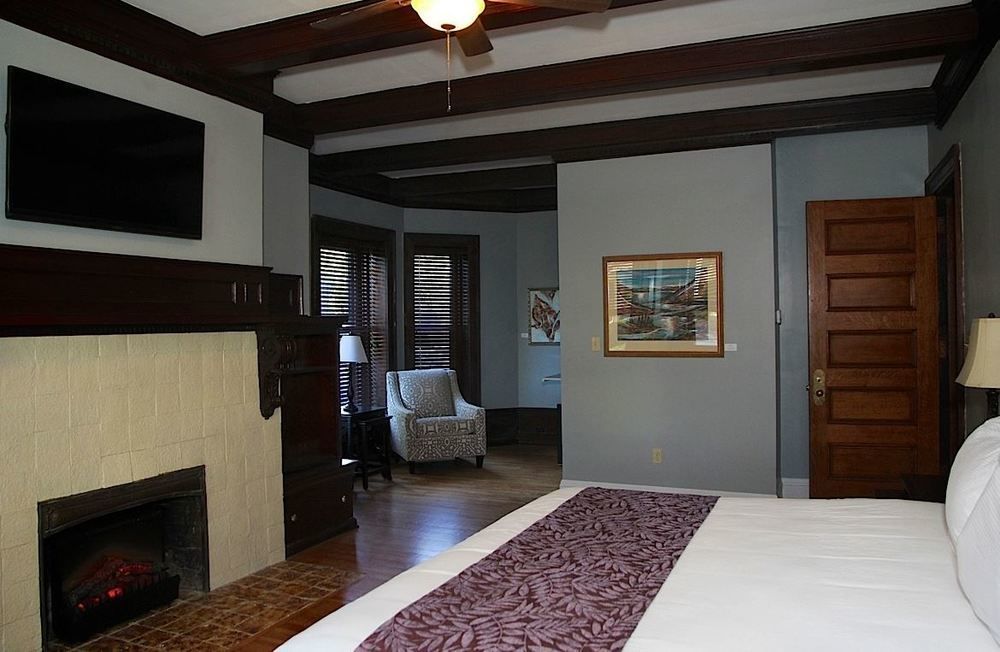 7 On Strath Otel Rochester Dış mekan fotoğraf