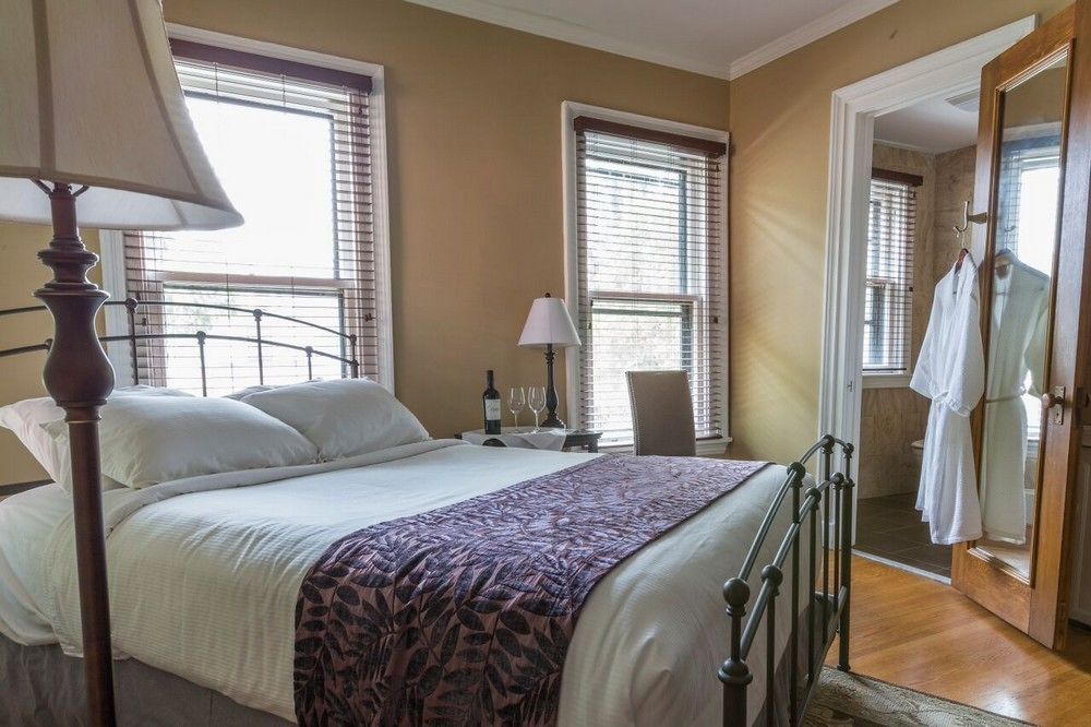 7 On Strath Otel Rochester Dış mekan fotoğraf